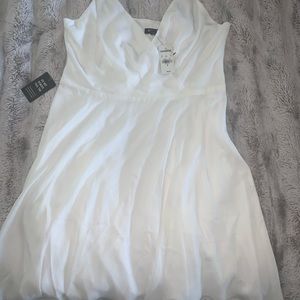 EXPRESS Beautiful spaghetti-strapped white dress!